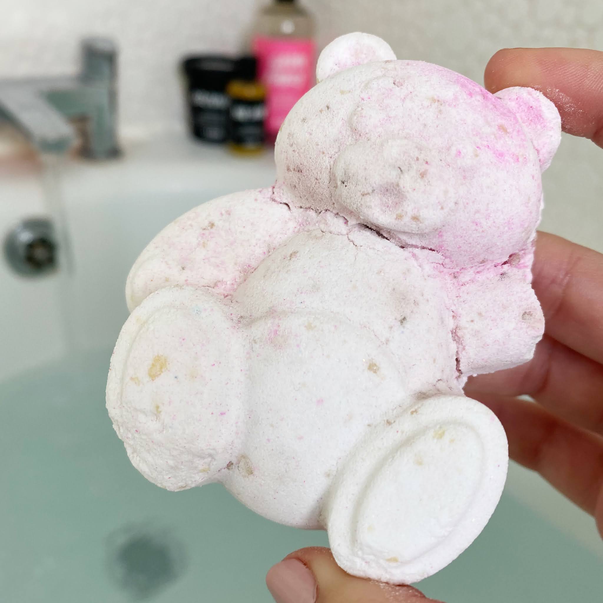 Lush Christmas Haul Butter Bear Bath Bomb Blogmas Day 21 Em's