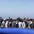 Nigel Farage tudósításaiból kiderül, hogy hatalmas migránshullám érkezik az Egyesült Királyságba, csak nem Líbiából vagy Szíriából, hanem Franciaországból - Videó