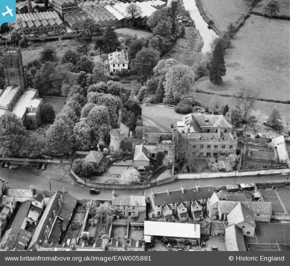 Tiverton History Aerial Photo of Tiverton Castle 1947