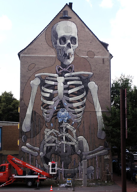Street Art By Aryz in Germany For Cityleaks 2013.