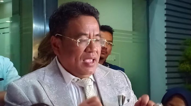 Jadi Pengacara Grab, Hotman Paris Besok Sambangi KPPU Jadi Pengacara Grab, Hotman Paris Besok Sambangi KPPU
