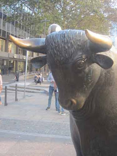 Bull sculpture in Frankfurt.