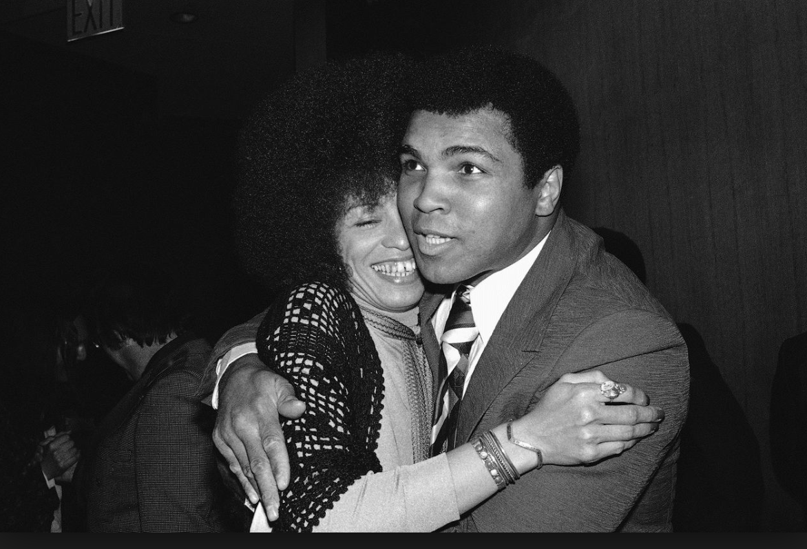 angela y davis and lesbian young boys fucking grannie
