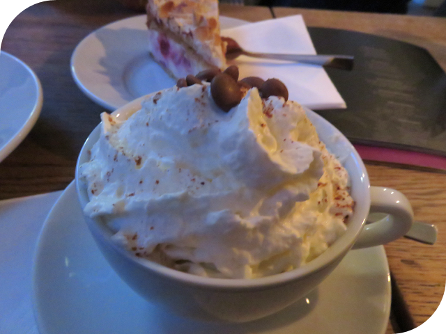 Christmas in Stuttgart: coffee with whipped cream