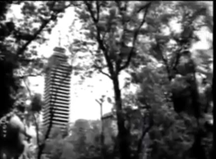 ELearning Arm in Arm Down the Street (Del brazo y por la calle