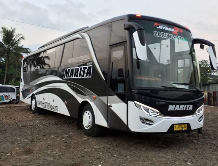 Sewa Bus Pariwisata Kecil: Solusi Transportasi Fleksibel dan Efisien untuk Perjalanan Anda