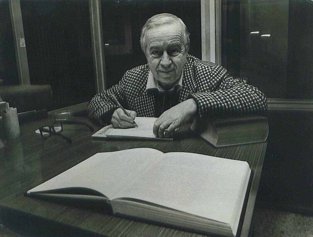 8 Farklı Sebeple Neden Yusuf Atılgan Okumalıyız? 12 Edebiyatımızın yerleşik yabancısı Yusuf Atılgan