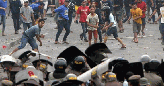 Konflik Sosial: Pengertian, Jenis, Penyebab, Dampak, dan Contoh