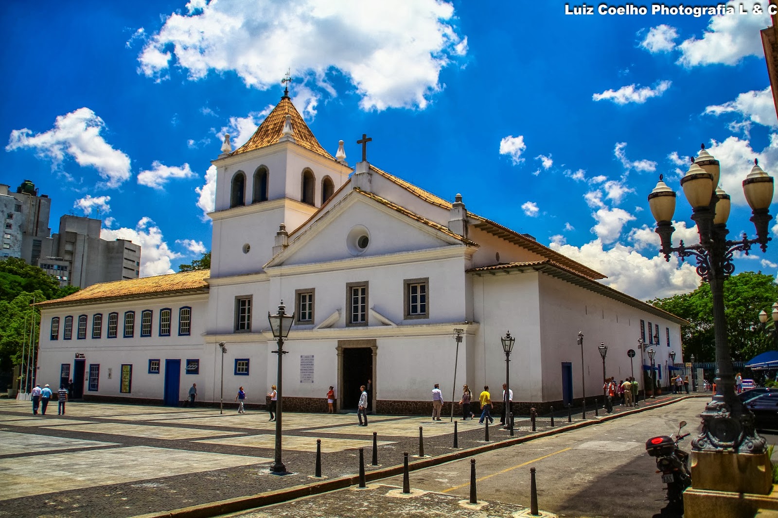 Pateo do Colegio e Banespa ao fundo,Sao Paulo,Brasil.
