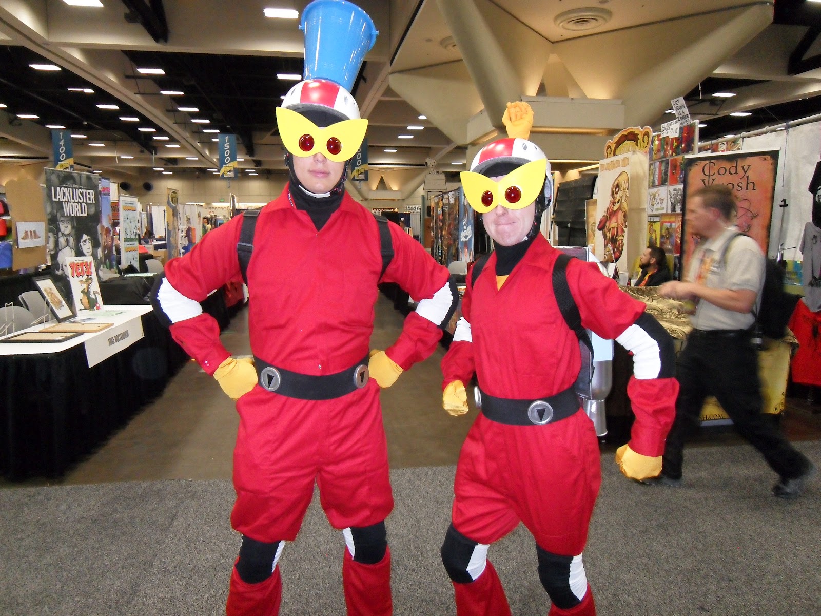 The Yeti Speaks! Jet Boy and Jet Girl costumes at ComicCon part tutorial, part pictorial