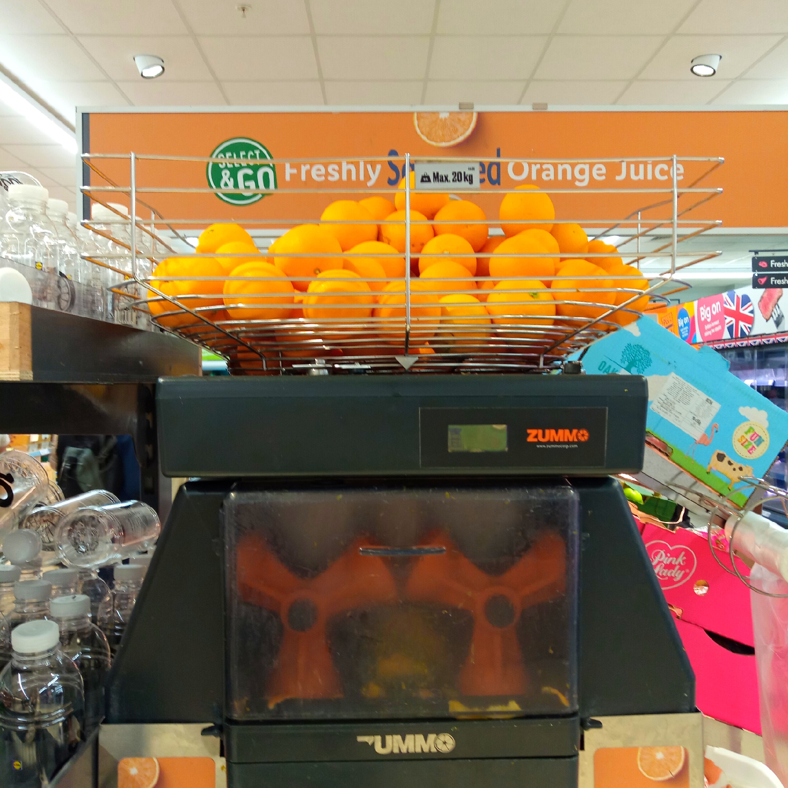 Supersupergirl's Food Reviews Lidl 100 Orange Juice freshly squeezed