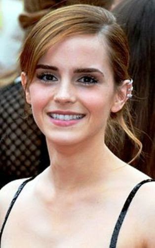 Hollywood Actress Emma Watson Sexy Photos and Wallpaper 