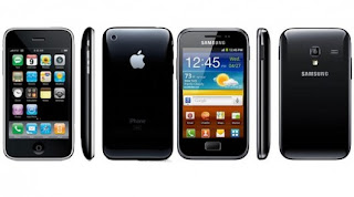 Samsung continua la copia dei modelli di Apple , il nuovo Galaxy simile all'iPhone 3G.