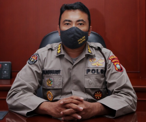 Perwira Polda Kepri, Kembali Laksanakan Alih Tugas Jabatan Perwira Polda Kepri, Kembali Laksanakan Alih Tugas Jabatan