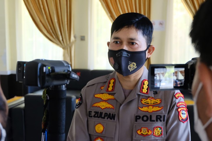 Kabid Humas, Personil Polda Sulsel Bersama TNI Terus Aktif Bantu Nakes Lacak Kontak Pasien COVID-19