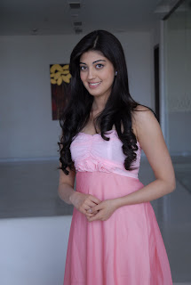 Pranitha Stills [cinebrain.in]
