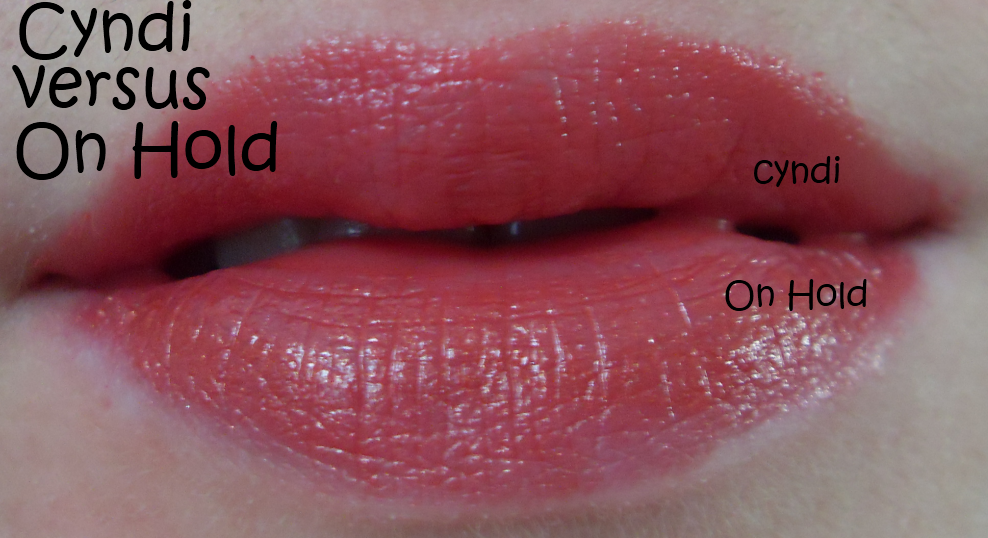 Liplacquer MAC On Hold vs. MAC Viva Glam Cyndi (Tour durch den