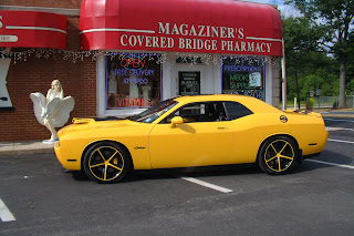 Dodge Challenger SRT8 HD Wallpapers