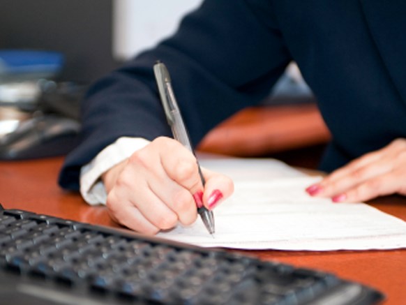 Perencanaan Administrasi Usaha Kerajinan dari Bahan Limbah Berbentuk Bangun Ruang