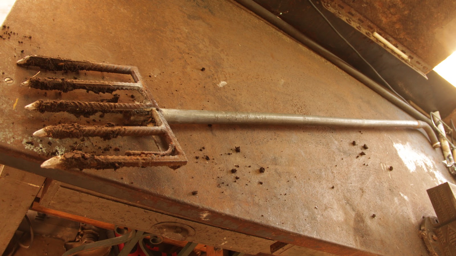 F l o r a N o P o l i s Herramientas Huerteras