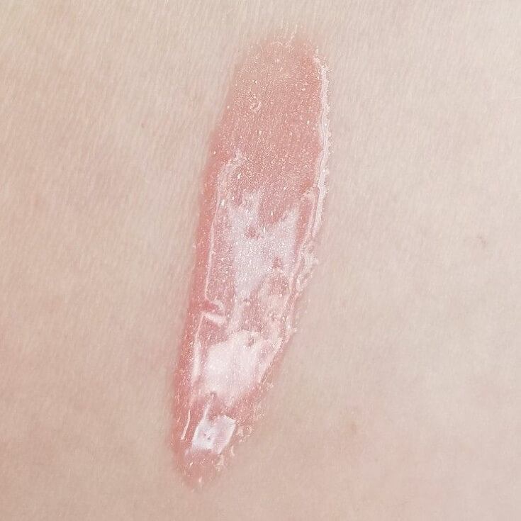 Luminosité universelle pour les lèvres Fenty Beauty Gloss Bomb dans Fussy | Est-ce que ça fait hype? Swatch Luminosité universelle pour les lèvres Fenty Beauty Gloss Bomb dans Fussy | Est-ce que ça fait hype? Swatch