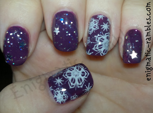 stamped-snowflake-snow-flake-nails-nail-art-bundle-monster-BM323-mua-deepest-purple-kleancolor-silver-star-sinful-colors-snow-me-white