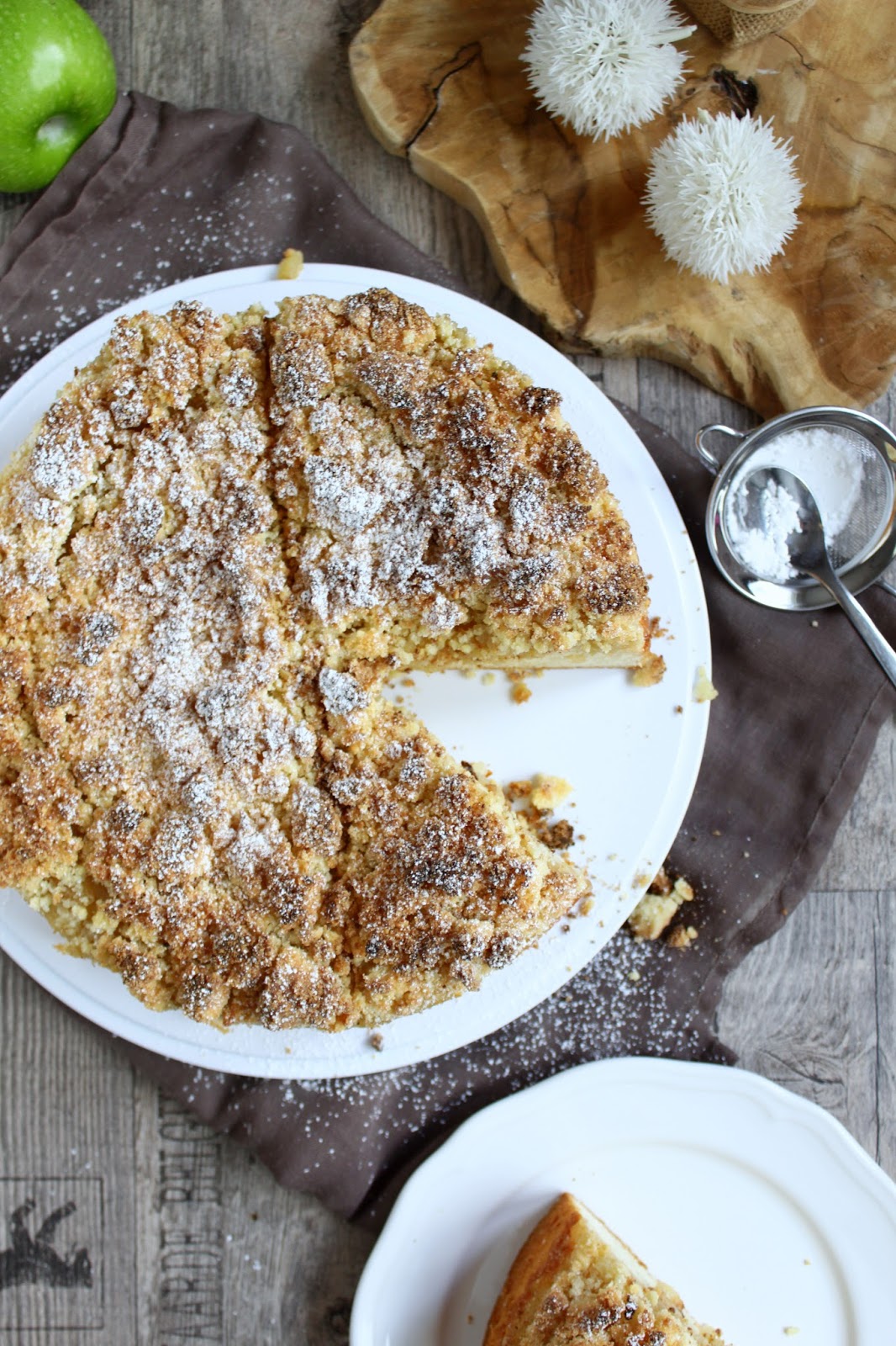 Apfelkuchen mit Marzipan-Knusperstreusel – Food with Love – Thermomix ...