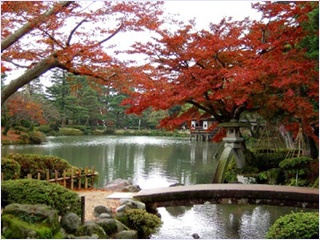 สวนเคนโระคุเอ็น (Kenrokuen Garden)