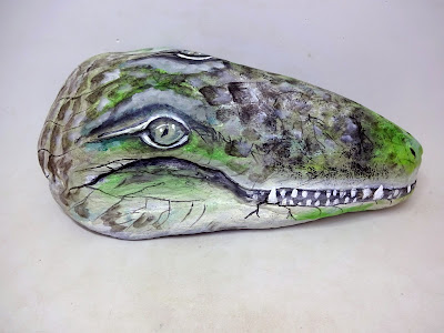 COMO PINTAR PIEDRAS CON CABEZA DE COCODRILO PASO A PASO