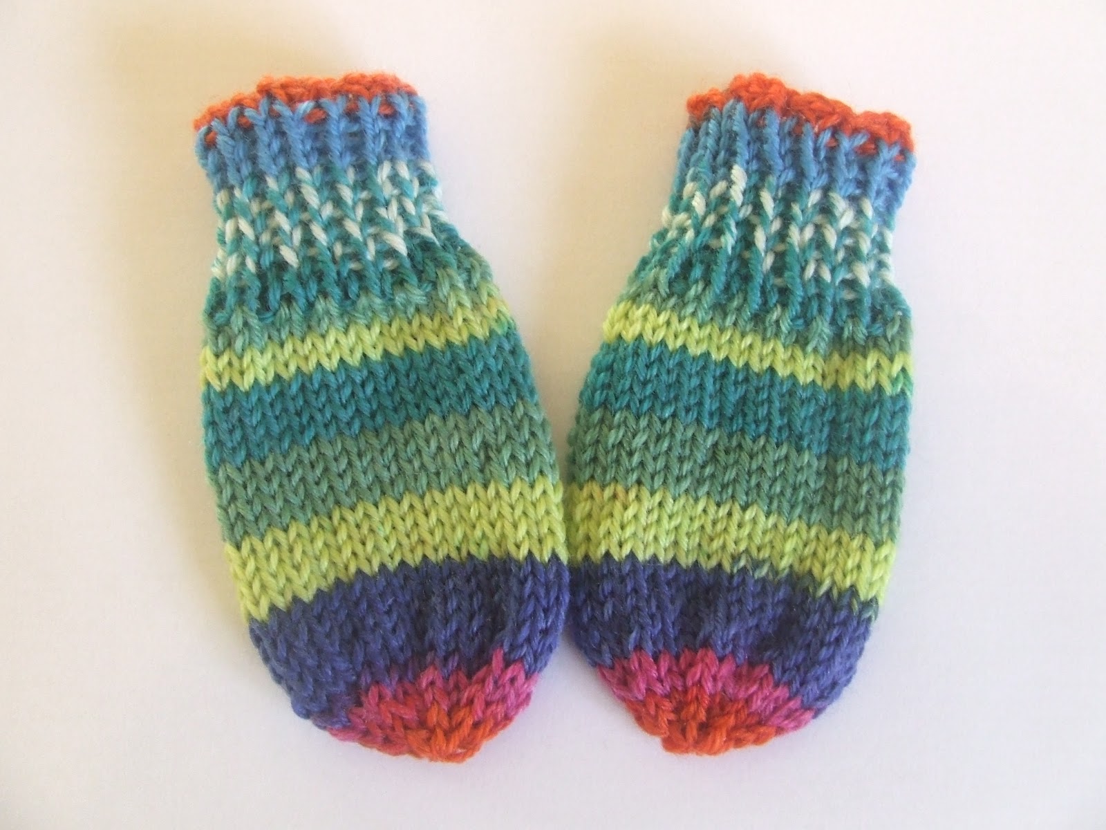 The Yarn Owl's Nest How to knit thumbless mittens Tommy NoThumb