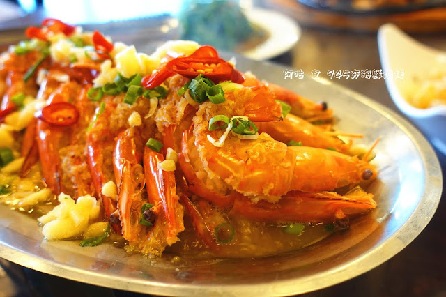 【臺南Ω永康區】945夯海鮮燒烤｜主打桶仔雞、泰國蝦料理，家