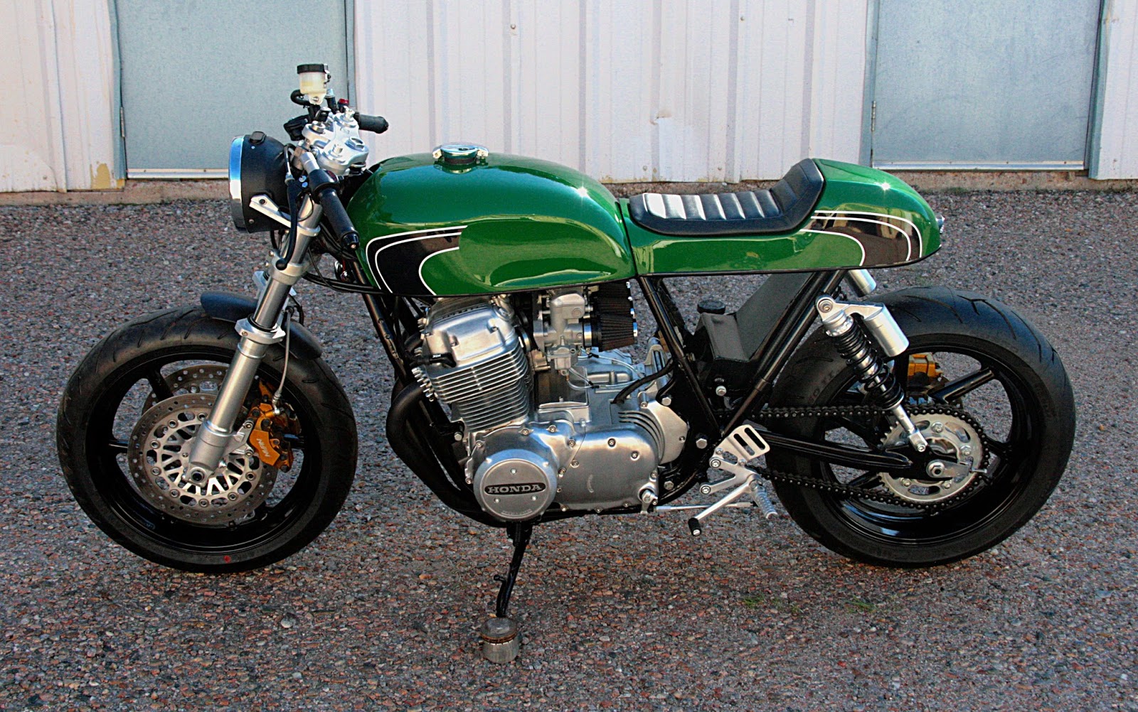 99garage | Cafe Racers Customs Passion Inspiration: Honda CB 750 Cafe Racer