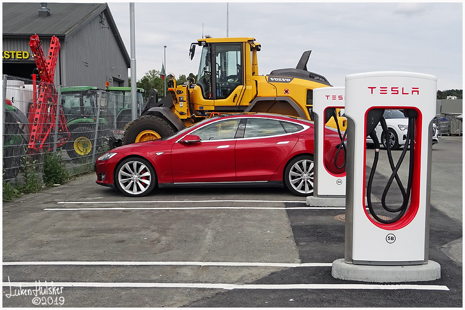 Tesla supercharger i Trøndelag!