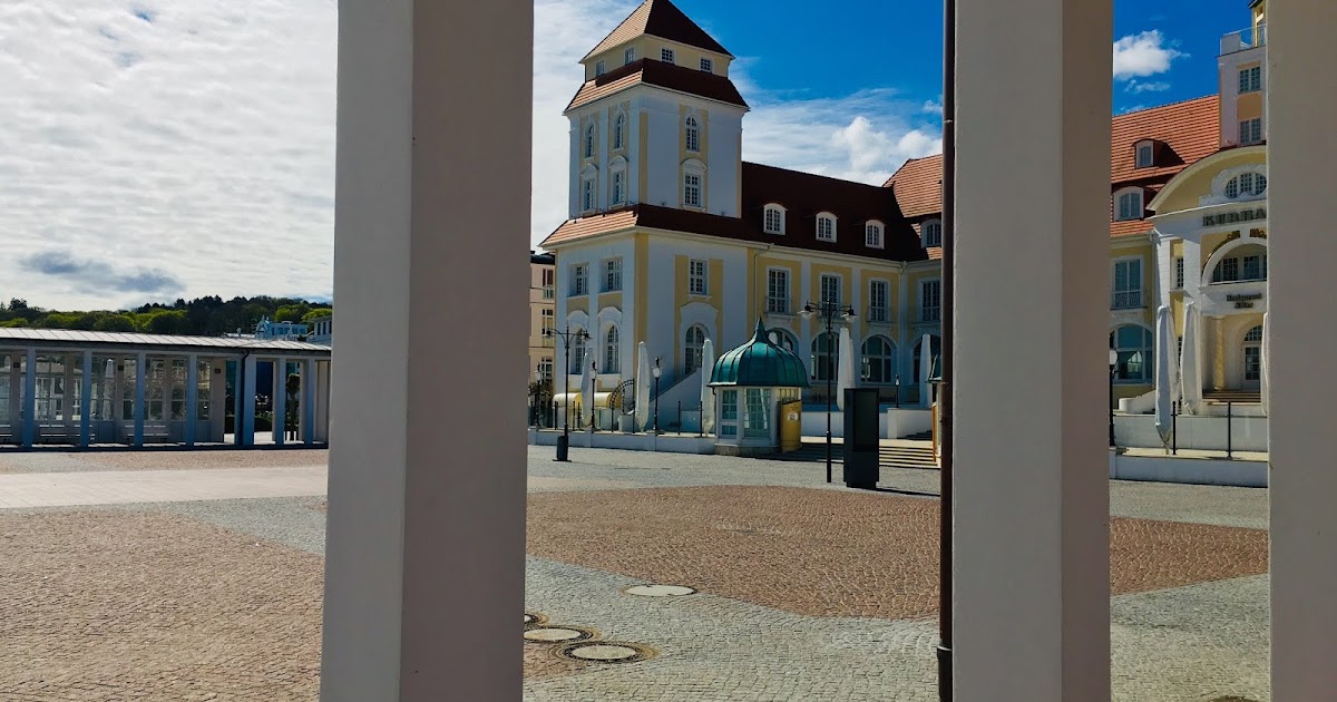 Sitzplatz Unter Baumen Sitzplatz Im Garten Garten Sitzplatz