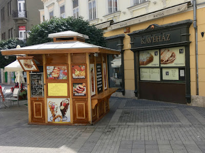 Győr, langos, jedzenie na ulicy, Węgry