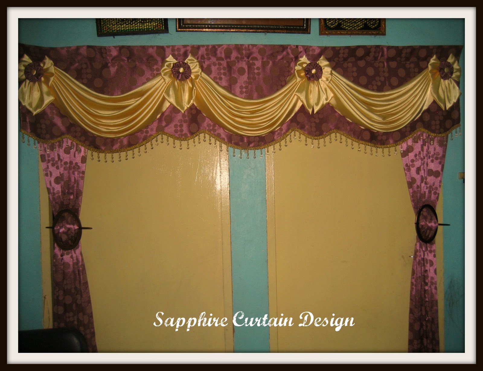 Sapphire Curtain Design PALMED SCALLOP WITH RIBBON