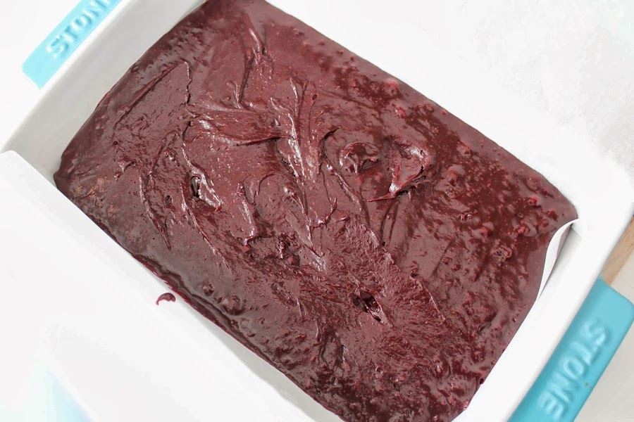 Brownie red velvet cheesecake