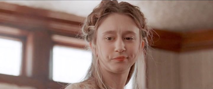 Films Et Séries Tv Avec Taissa Farmiga Movie and TV Cast Screencaps: Taissa Farmiga as Mary-Anne in In A