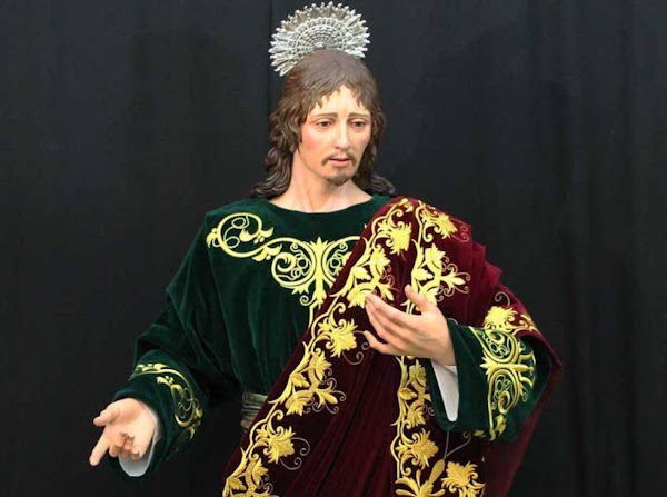 La Cofradía de la Expiración bendice la nueva imagen de San Juan Evangelista de Úbeda La Cofradía de la Expiración bendice la nueva imagen de San Juan Evangelista de Úbeda