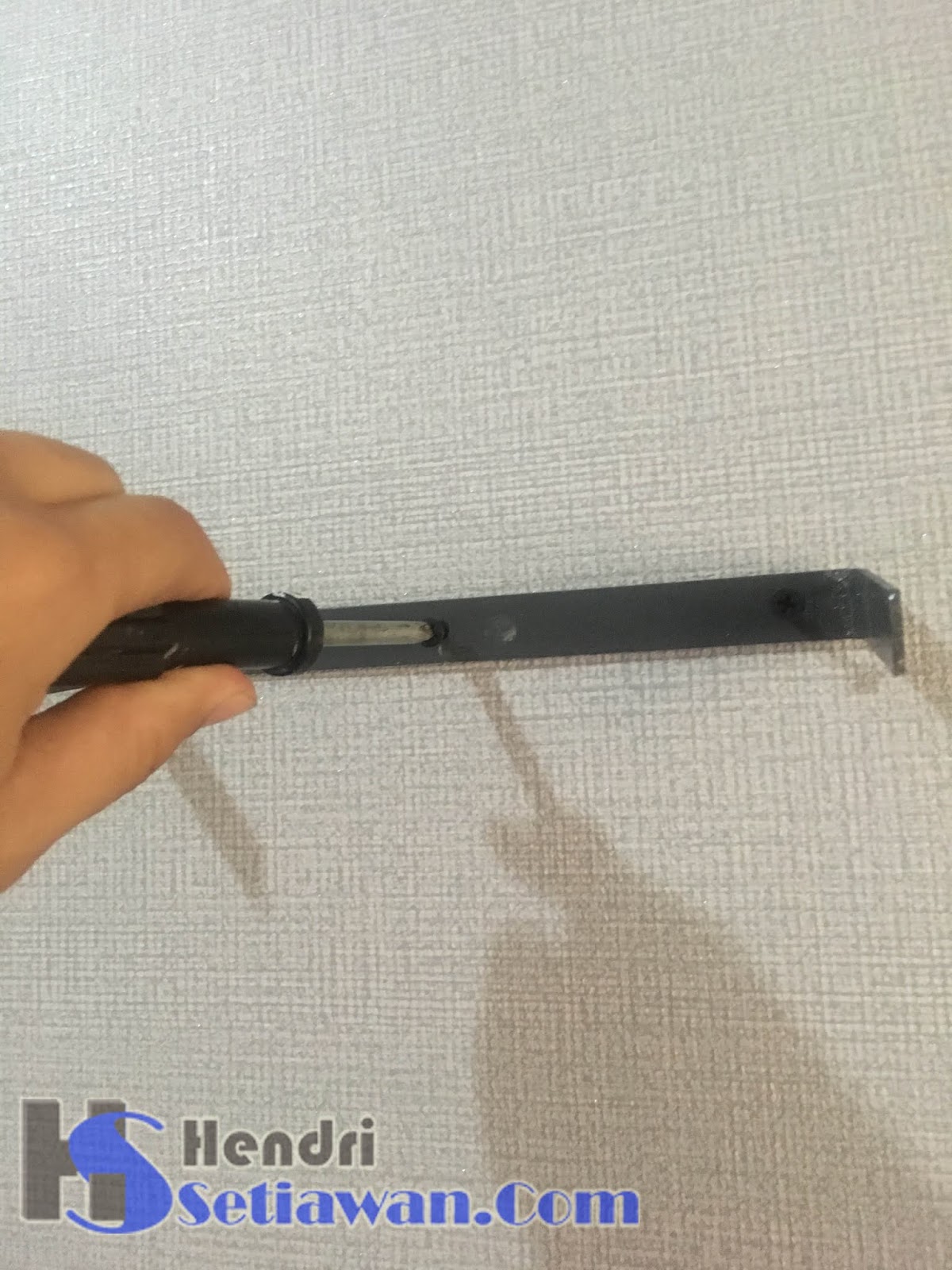 √ Cara Termudah Memasang Rak Dinding Melayang Sendiri