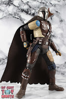 S.H. Figuarts The Mandalorian 14