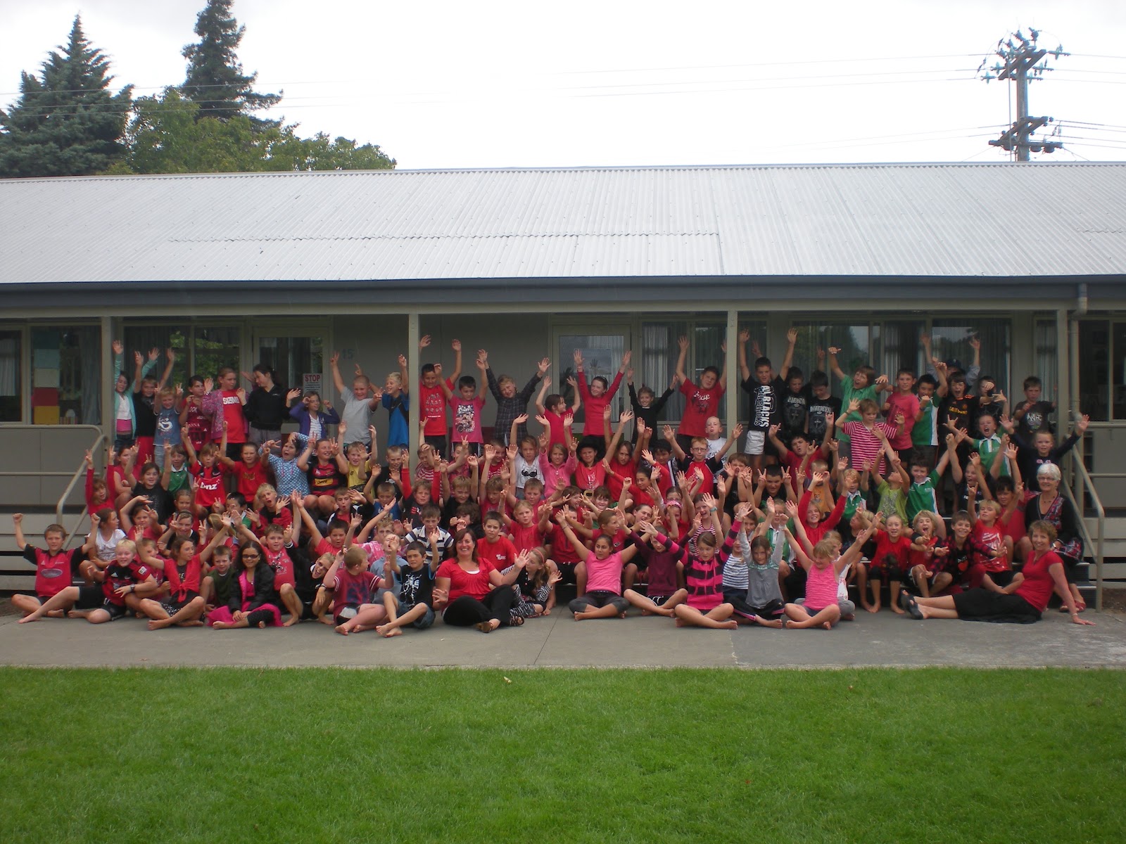 Mr Johnson Room 14Renwick School Team 3 Renwick School Supporting