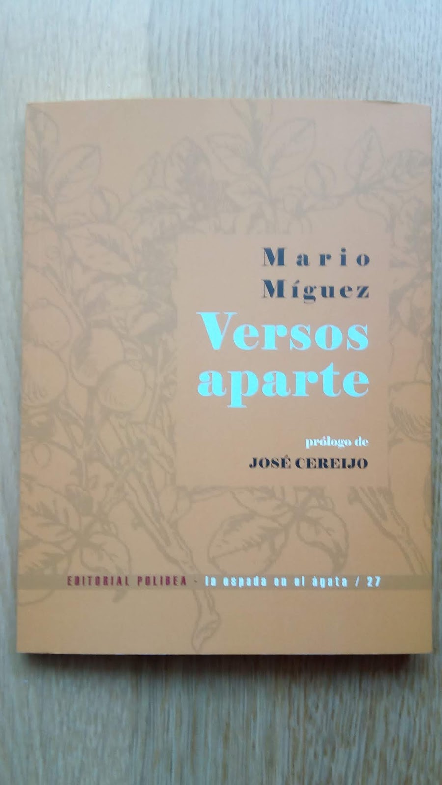 AUTORRETRATO EN ESPEJO CONVEXO POEMAS DE MARIO MÍGUEZ