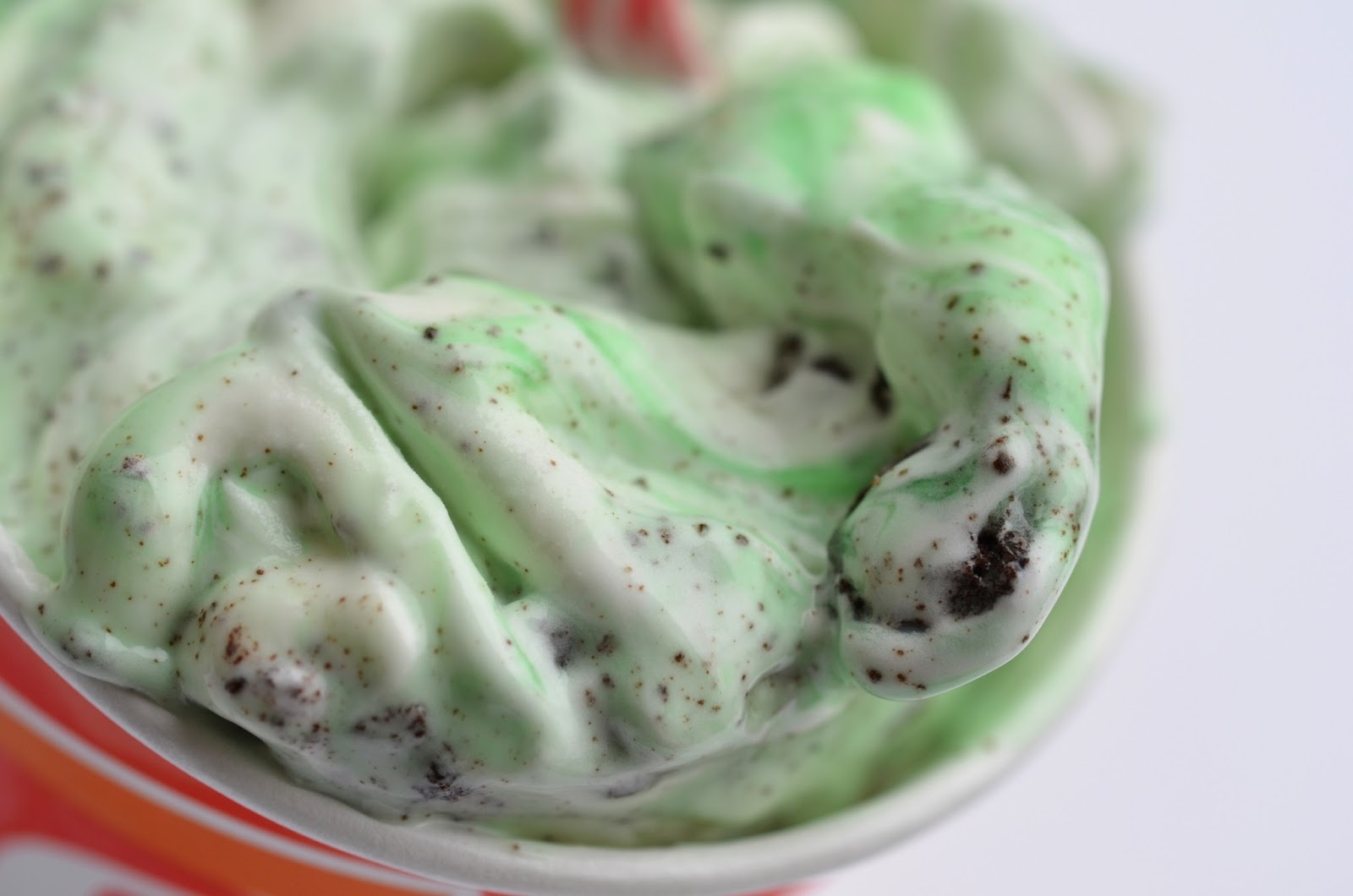 food and ice cream recipes REVIEW Dairy Queen Mint Oreo Blizzard