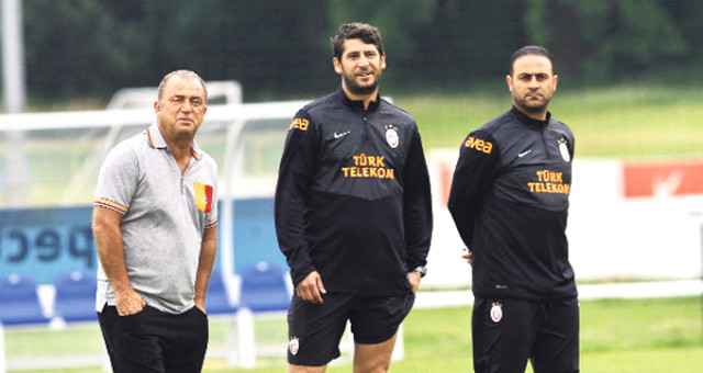 Galatasaray'a yabancı antrenör geliyor..