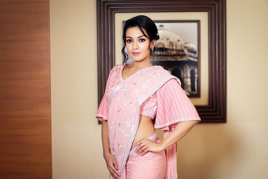 Catherine Tresa in pink saree photos