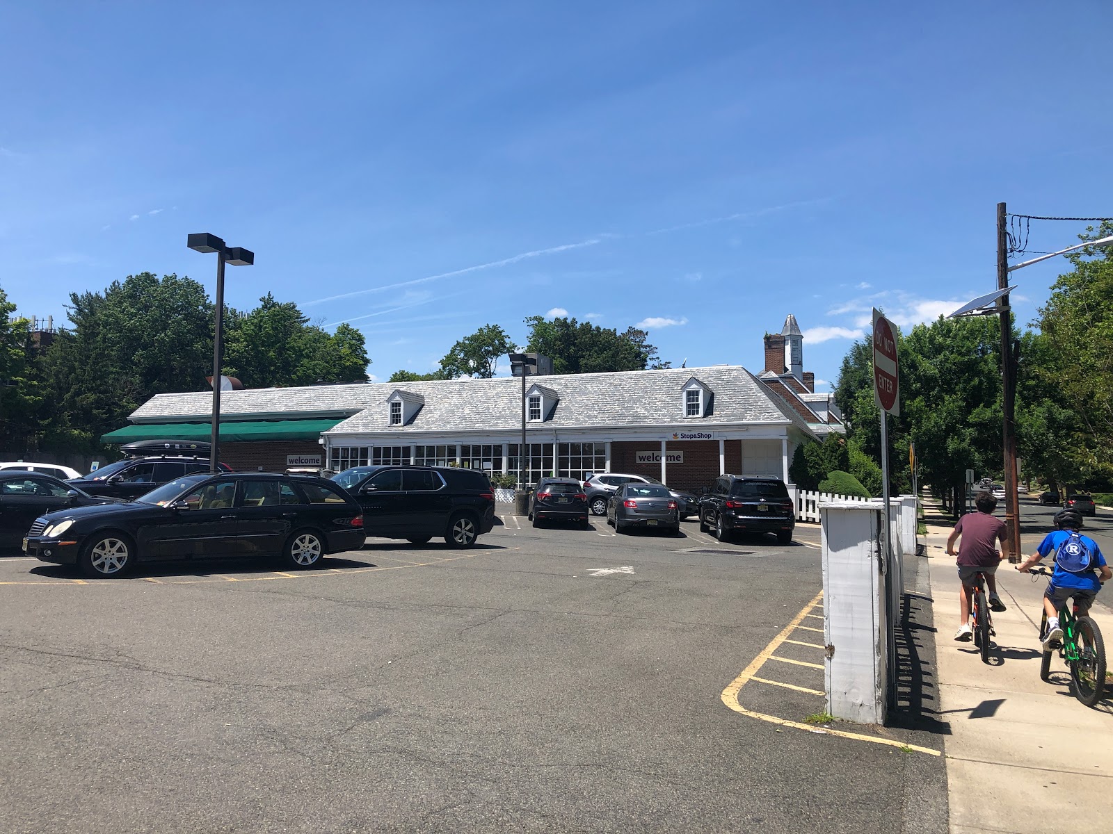 front end shop mahwah nj Hailey Dube