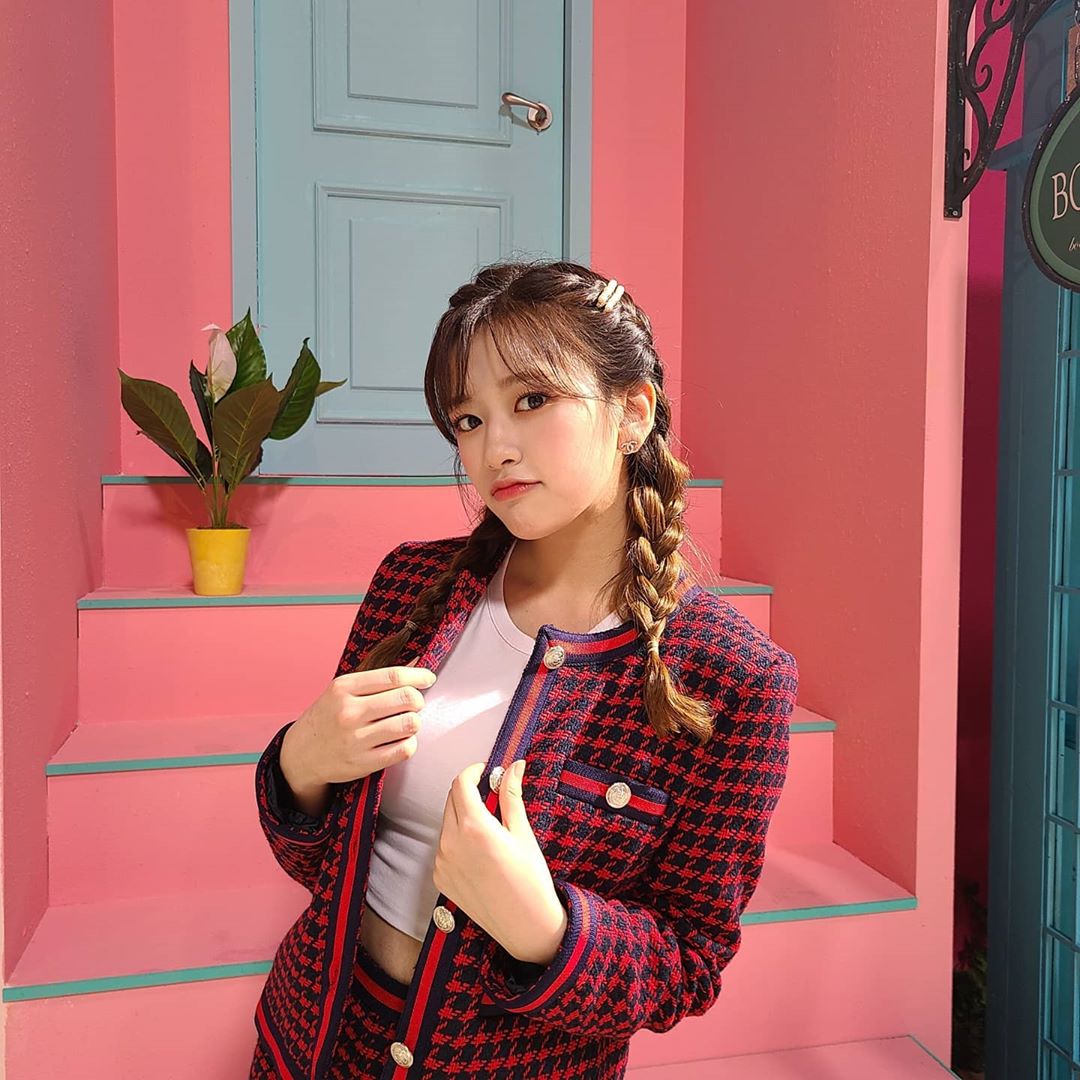 official_izone_121064324_758960181625571