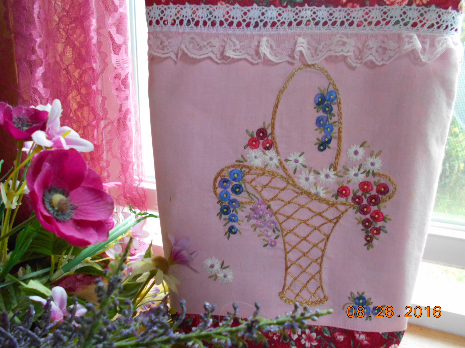 Hayfield Cottage Flower Basket Purse