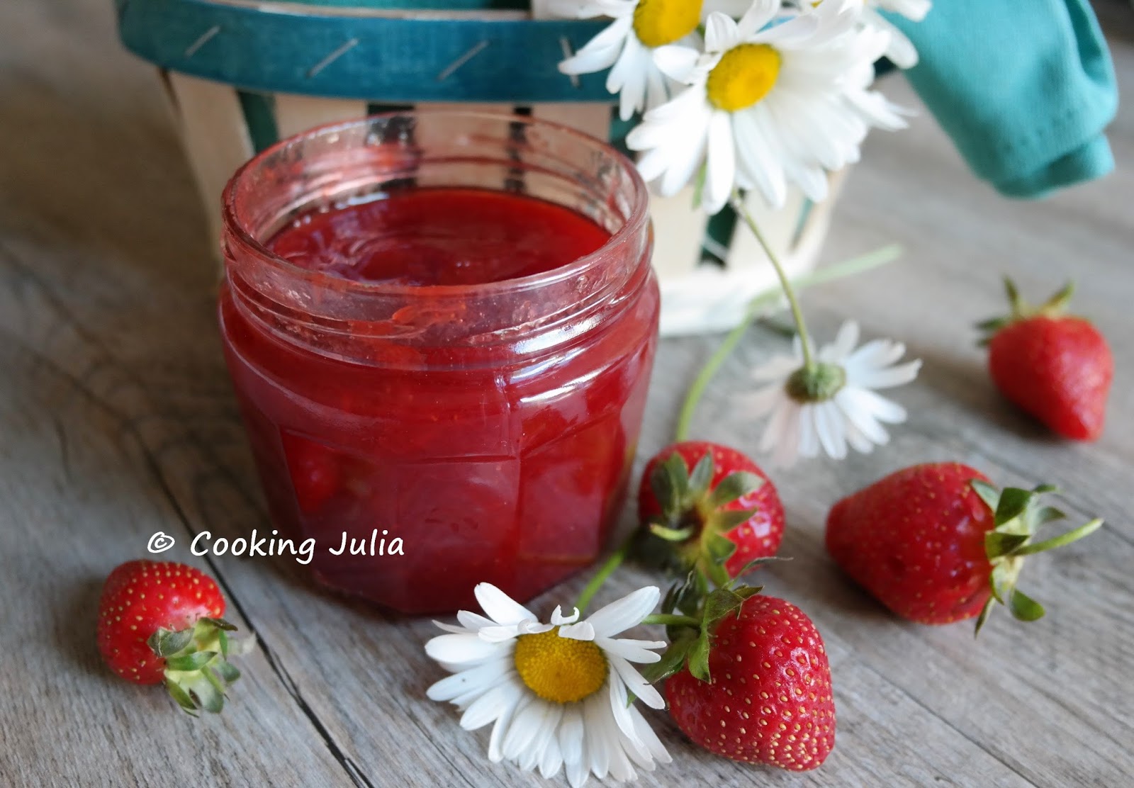 COOKING JULIA CONFITURE DE FRAISES (PASSEPLATS ENTRE AMIS 9)